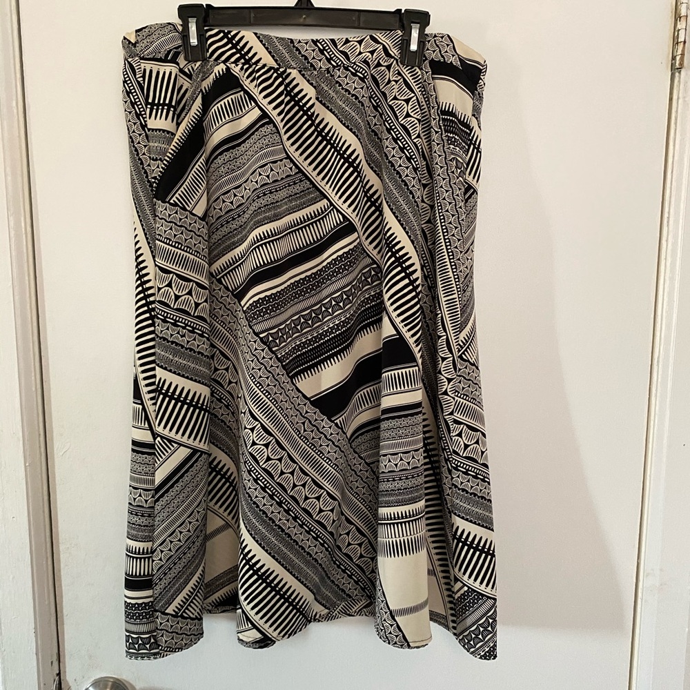 A line midi skirt